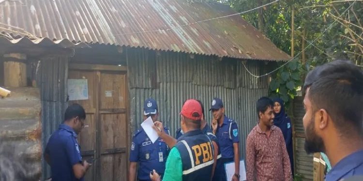 নিজ বাড়িতে প্রবাসীর স্ত্রী ও ২ মেয়ের রহস্যজনক মৃত্যু