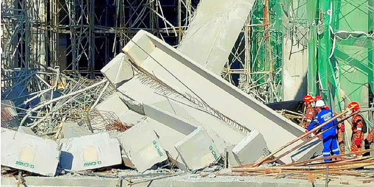 মালয়েশিয়ায় নির্মাণাধীন ভবণ ধ্বসের ঘটনায় তদন্ত পূর্বক ব্যাবস্থা নেবে কর্তৃপক্ষ