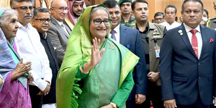 সৌদি আরব পৌঁছেছেন প্রধানমন্ত্রী শেখ হাসিনা