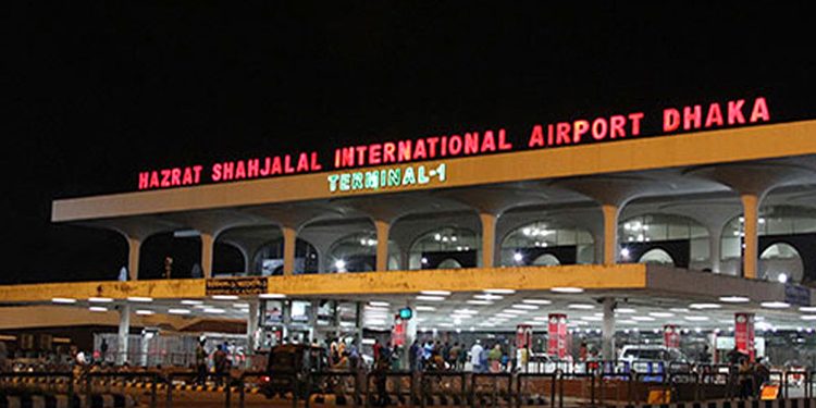 সন্দেহজনক ল্যাপটপ, কানাডাগামী যাত্রী আটক