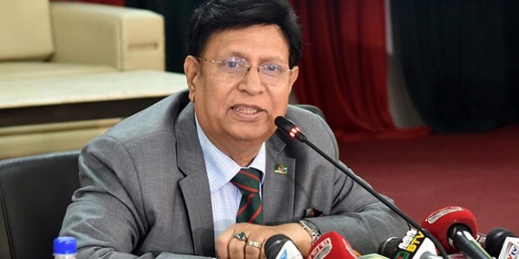 প্রবাসী সাংবাদিকদের ওপর চটলের পররাষ্ট্রমন্ত্রী