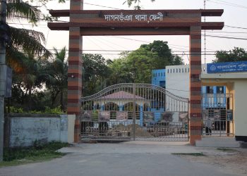 ডাকাতিতে বাধা দেওয়ায় প্রবাসীর স্ত্রীকে পিটিয়ে হত্যা