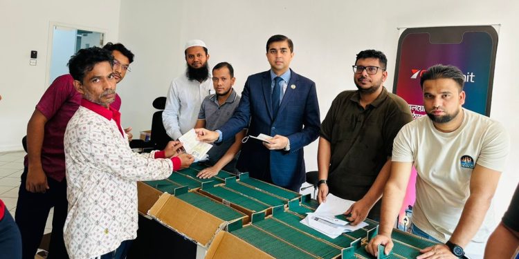 মালয়েশিয়ায় একদিনে ৩ হাজারেরও বেশি পাসপোর্ট বিতরণ