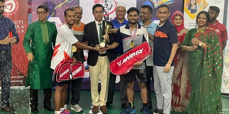 মালয়েশিয়ায় প্রবাসীদের অংশগ্রহণে বিজয় কাপ ব্যাডমিন্টন টুর্নামেন্ট সম্পন্ন