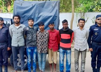 মিয়ানমারে অকটেন পাচারকালে ৬ জন আটক