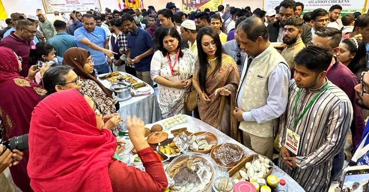 আমিরাতে ঐতিহ্যের উচ্ছ্বাসে মুখরিত পিঠা উৎসব