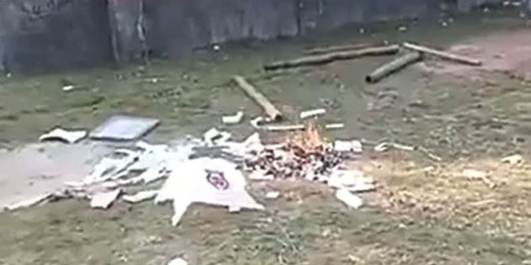 টাঙ্গাইলে ব্যালট বাক্সে অগ্নিসংযোগ আহত দুই