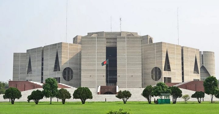 চমক থাকবে মন্ত্রিসভায়