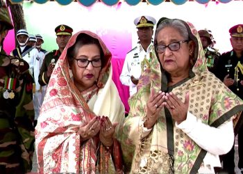 মন্ত্রিসভার সদস্যদের নিয়ে টুঙ্গিপাড়ায় প্রধানমন্ত্রী