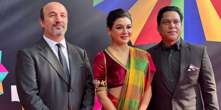 এবার ইরানের ফজর উৎসবে জয়ার সিনেমা