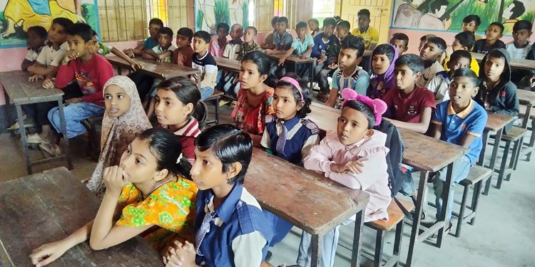 শীতে স্কুল ছুটি নিয়ে আবার সংশোধনী দিল মাউশি