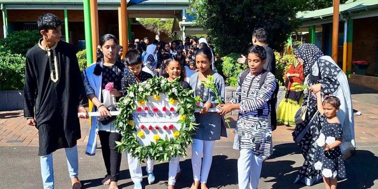 মাতৃভাষা সংগ্রামীদের শ্রদ্ধা জানালো ক্যাম্বেলটাউন বাংলা স্কুল