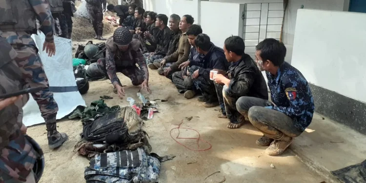 মিয়ানমারের আরও ২৪ সীমান্তরক্ষী পালিয়ে বাংলাদেশে