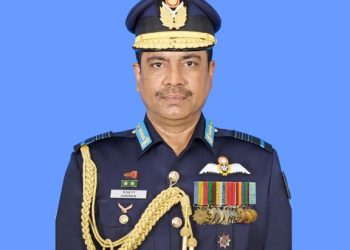 ইতালি সফরে বিমান বাহিনী প্রধান