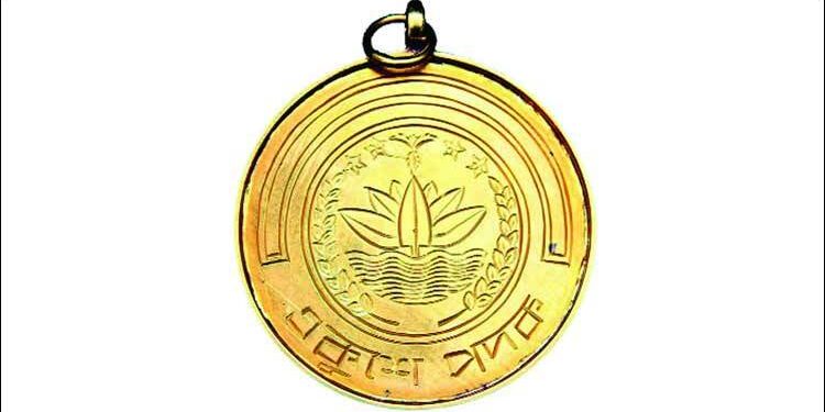 একুশে পদক পাচ্ছেন ২১ বিশিষ্ট নাগরিক