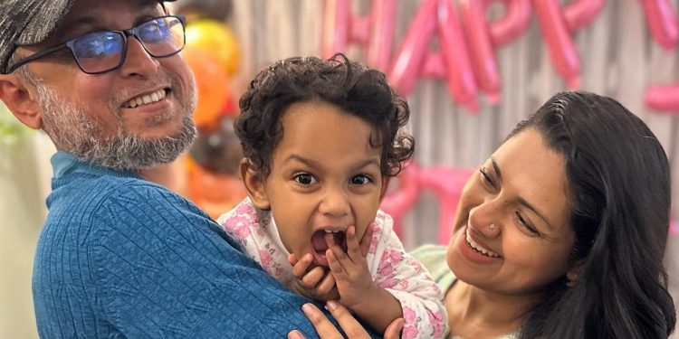 হাসপাতালে জন্মদিনের গিফট পেলেন তিশা