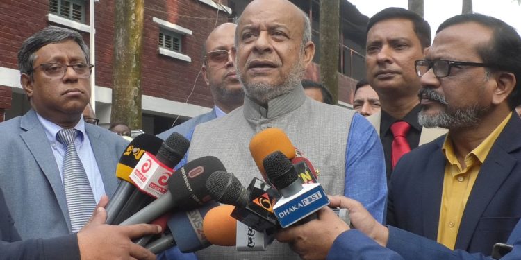 রেলে লোকসানের কারন জানালেন মন্ত্রী