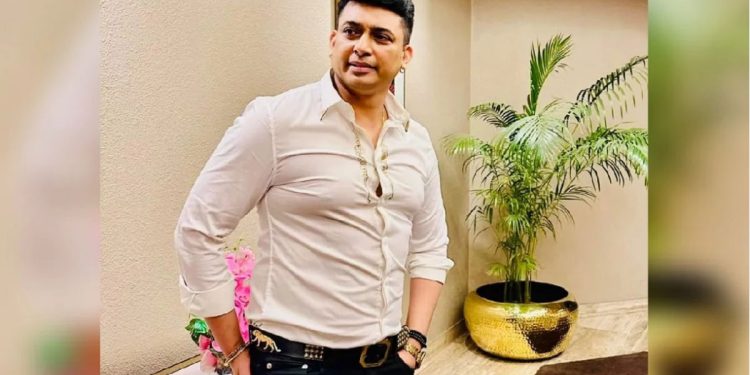 যে কারণে নির্বাচন করবেন না জায়েদ খান