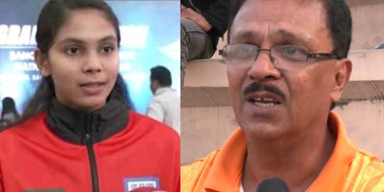 ফুটবলার বাবার স্বপ্ন পূরণ করছেন মেয়ে