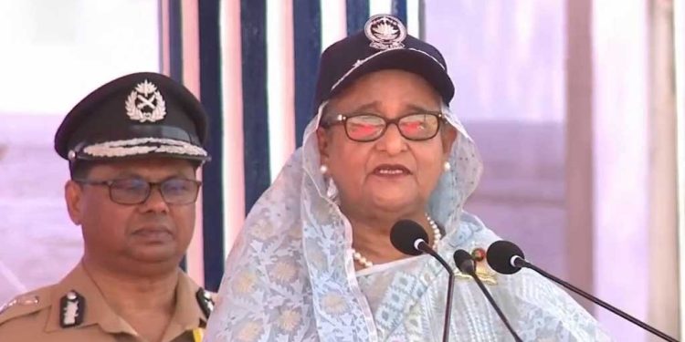 মানুষ বিপদে পড়লে আশ্রয় খোঁজে পুলিশের কাছে: প্রধানমন্ত্রী