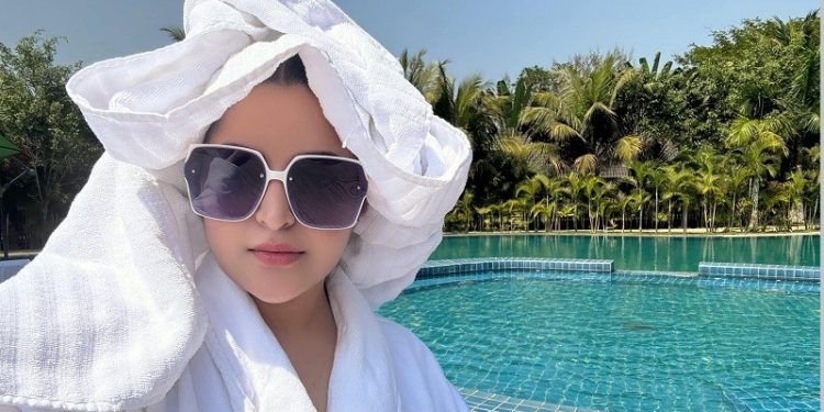 জীবনে আর প্রেম আসবে না, লিখে দিতে পারি: পরীমণি
