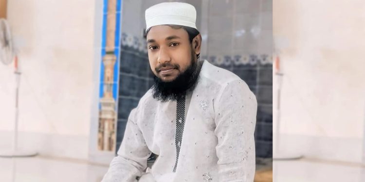 মসজিদের ইমাম ছাত্রলীগ নেতা