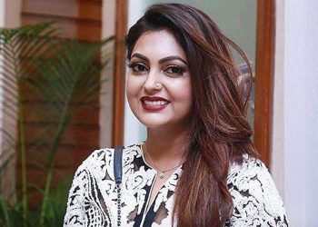 ইফতার খাইয়ে আমার নামে বদনাম করছে : নিপুণ