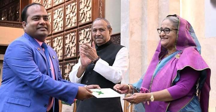 বঙ্গবন্ধু বিজ্ঞান ও প্রযুক্তি ফেলোশিপ গ্রহণ করলেন সাহাবুদ্দীন
