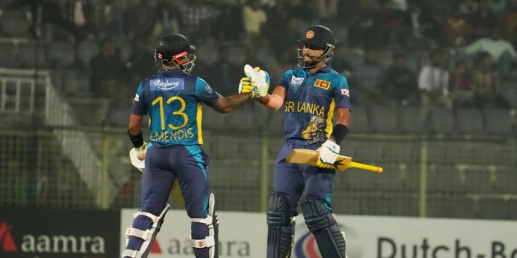 বাংলাদেশকে বড় লক্ষ্য দিলো শ্রীলঙ্কা