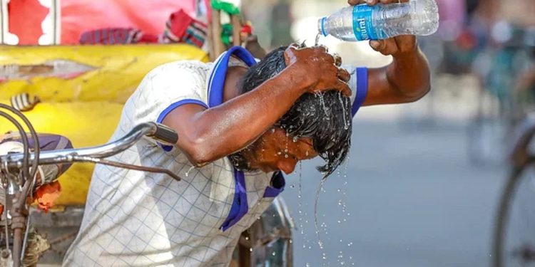 ৩৫ বছরের ইতিহাসে সবচেয়ে তপ্ত দিন