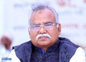 প্রবাসী কল্যাণ মন্ত্রণালয়ের সুনাম বৃদ্ধিতে কর্মকর্তাদের সমন্বিতভাবে কাজ করার তাগিদ