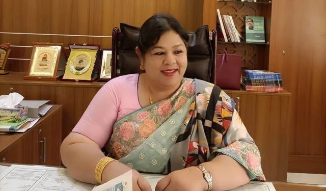 খুঁজে পাওয়া যাচ্ছে না মতিউরের স্ত্রী লাকিকে!