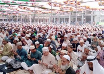একদিন আগেই ঢাকায় ঈদের নামাজ অনুষ্ঠিত