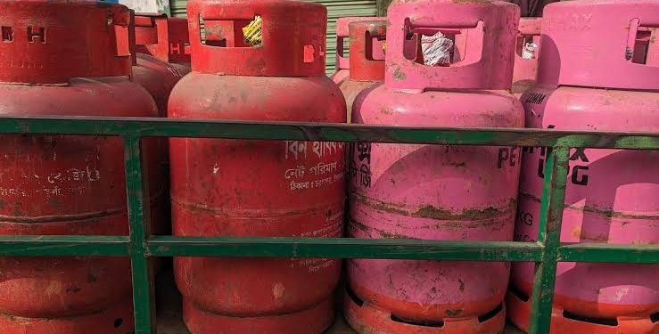 এলপিজি গ্যাসের দাম কমল