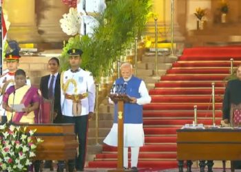 ভারতের প্রধানমন্ত্রীর শপথ নিলেন নরেন্দ্র মোদি