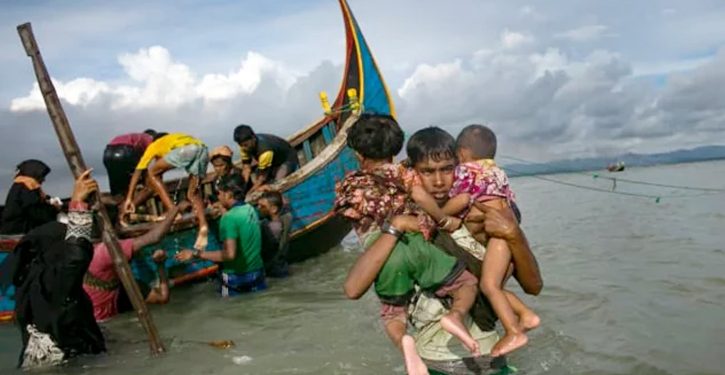 সেন্টমার্টিনে ৩১ রোহিঙ্গার অনুপ্রবেশ