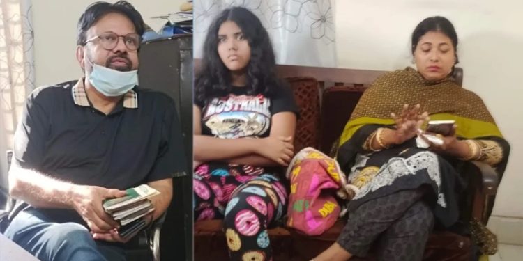 ভারতে যাওয়ার পথে শ্যামল দত্তকে ফেরত পাঠিয়েছে ইমিগ্রেশন