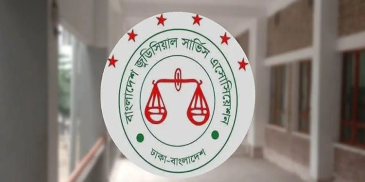 বন্যার্তদের সহায়তায় একদিনের বেতন দেবেন বিচারকরা