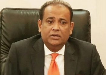 সাবেক ভূমিমন্ত্রী সাইফুজ্জামান ও তার স্ত্রীর ব্যাংক হিসাব জব্দ