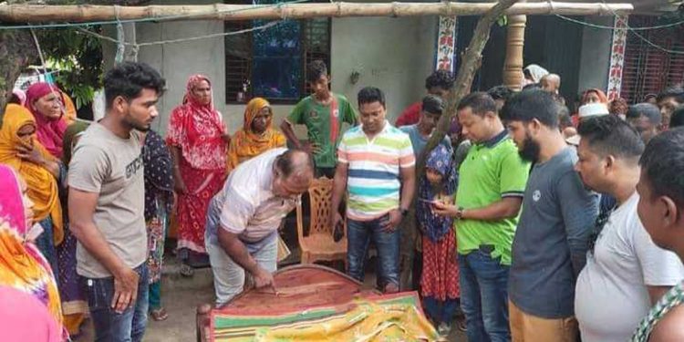 স্ত্রীর ওপর রাগ করে সন্তানকে হত্যার পর বাবার আত্মহত্যা