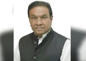 সাবেক এমপি সাদেক খান আটক