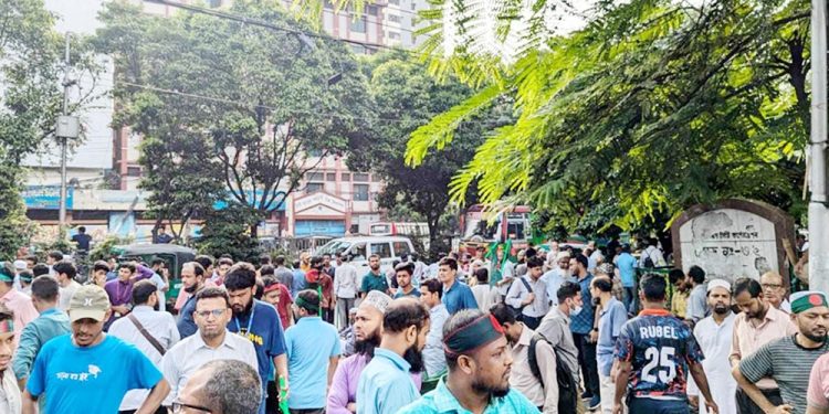 ফোন তল্লাশিসহ ব্যক্তিগত গোপনীয়তা নষ্ট হয়, এমন কিছু করা যাবে না