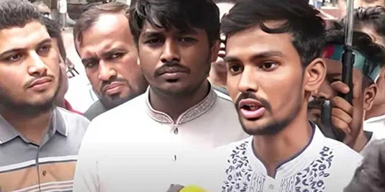অন্তর্বর্তী সরকারের মেয়াদ নিয়ে যা জানালেন উপদেষ্টা আসিফ