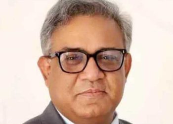 পদত্যাগ করলেন ঢাবি উপাচার্য মাকসুদ কামাল
