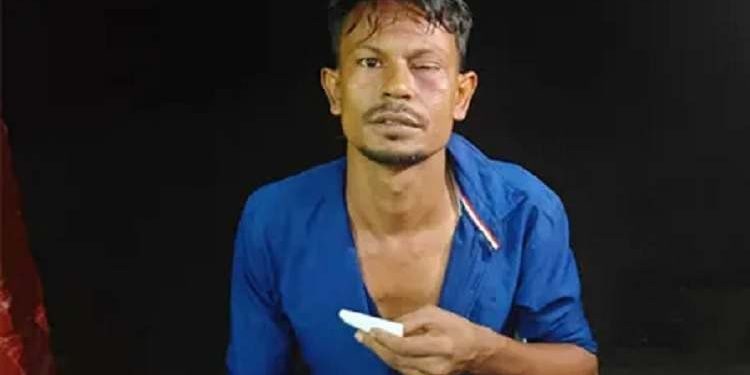 যুবদলের পরিচয়ে দোকান দখল করতে গিয়ে শ্রমিক লীগের সদস্য আটক