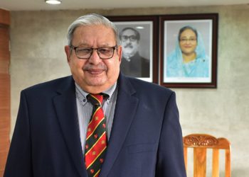 সাবেক মন্ত্রী ইমরান আহমেদসহ ১০৩ জনের বিরুদ্ধে মানবপাচারের মামলা