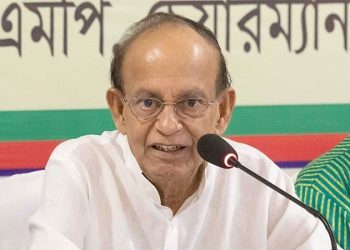 গ্রেফতারের ৩ ঘন্টা পর সাবেক মন্ত্রী মঞ্জুর জামিন