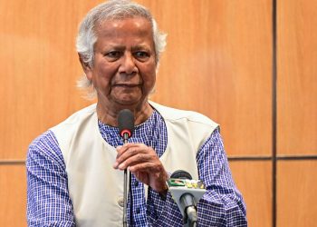 ঢাকার যানজট নিরসনের উপায় খুঁজতে নির্দেশ প্রধান উপদেষ্টার