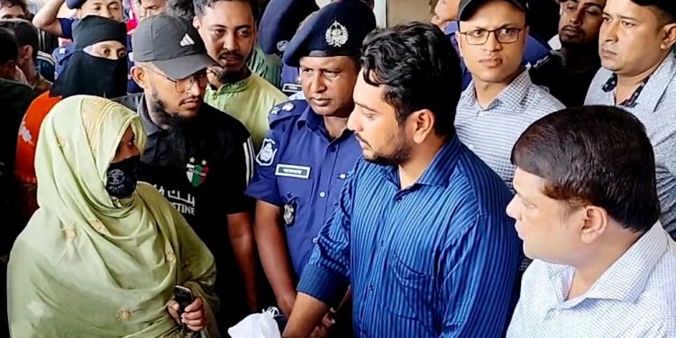 শিক্ষা ও গণমাধ্যমসহ বেশ কিছু সংস্কার কমিশনের পরিকল্পনা রয়েছে: নাহিদ ইসলাম