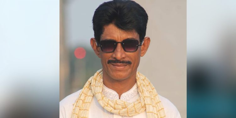 বিদেশি মদ পাচারের সময় আওয়ামী লীগ নেতা আটক